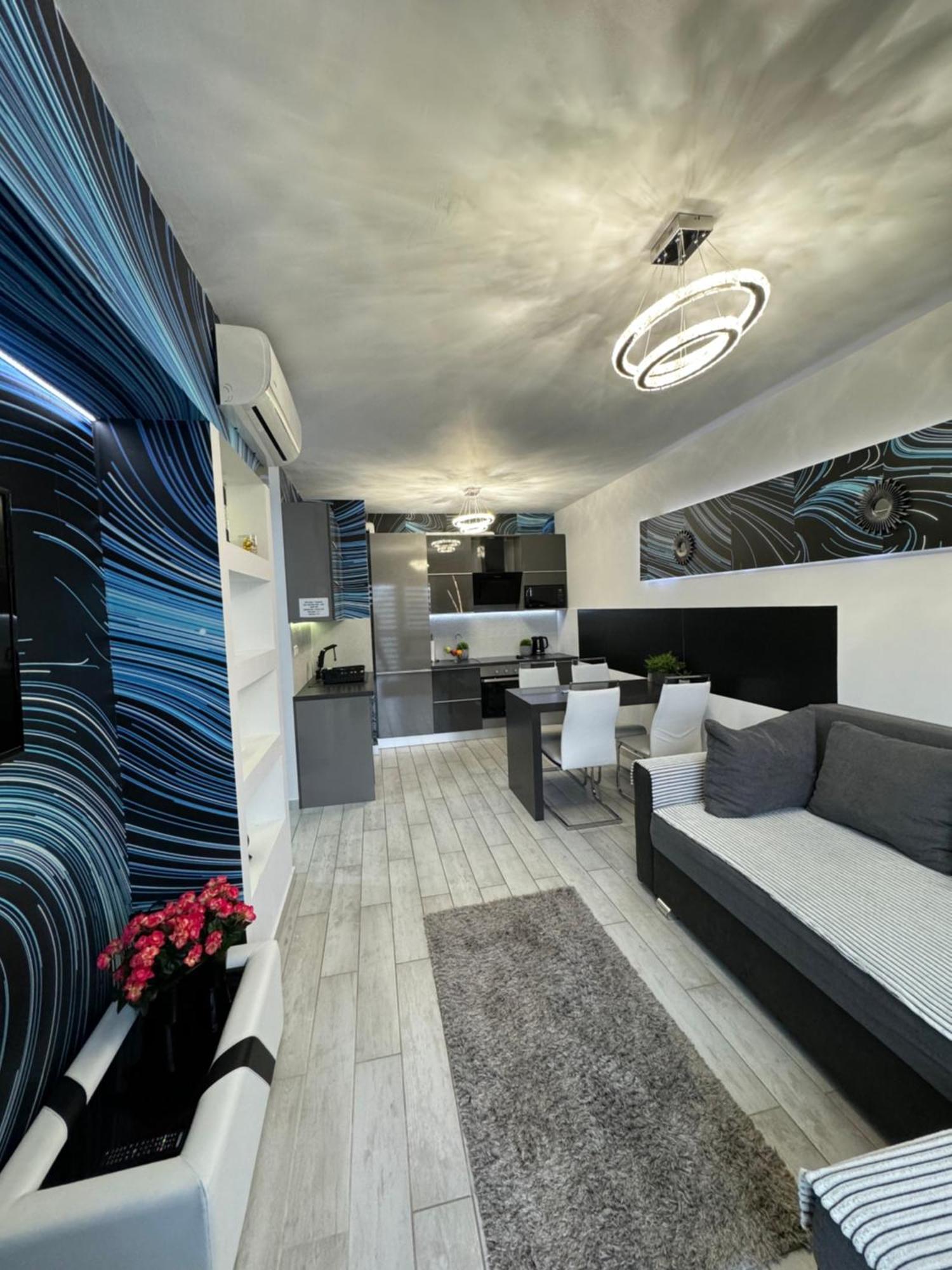 Gina Apartman Debrecen Exterior foto