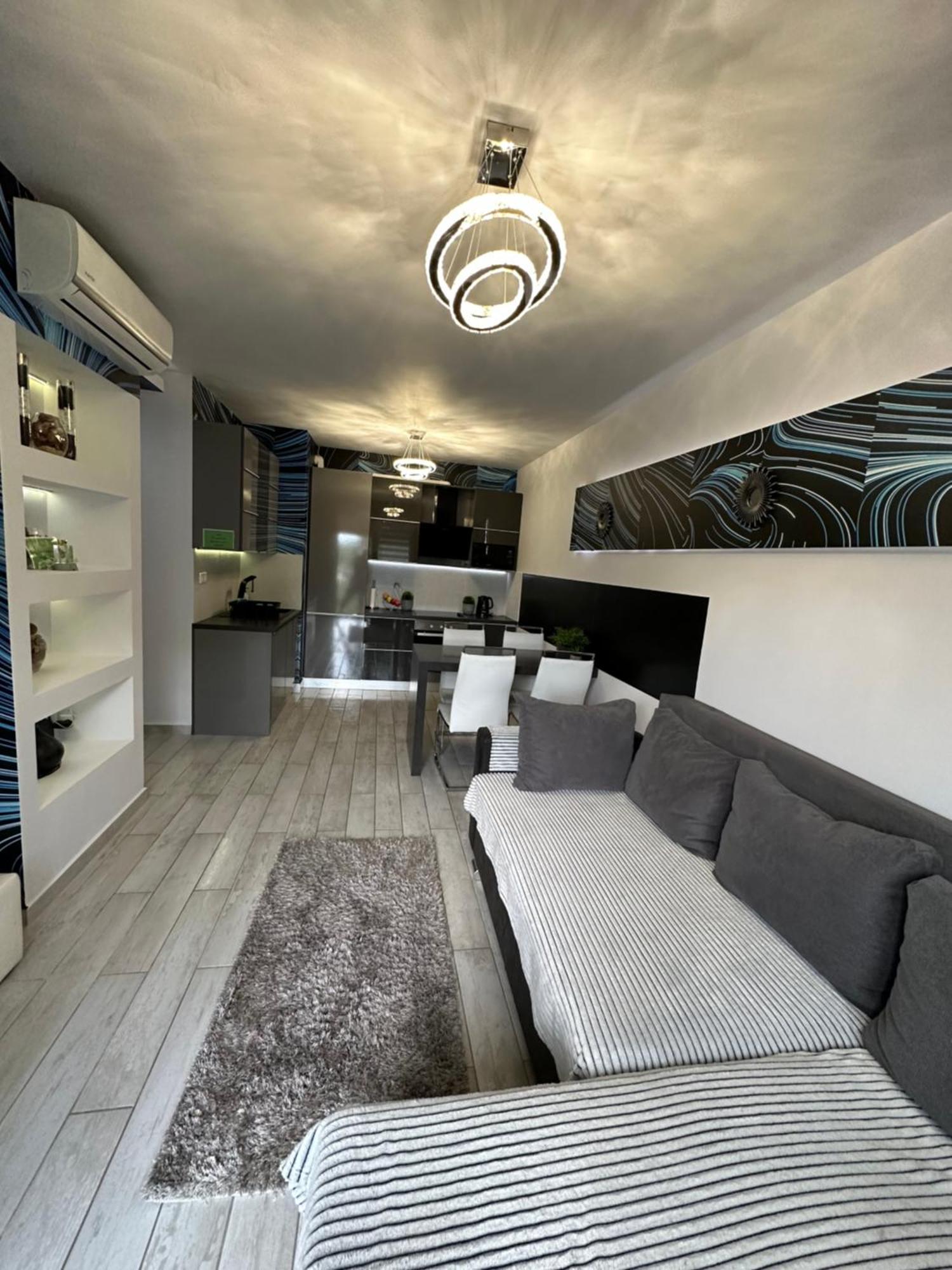 Gina Apartman Debrecen Exterior foto