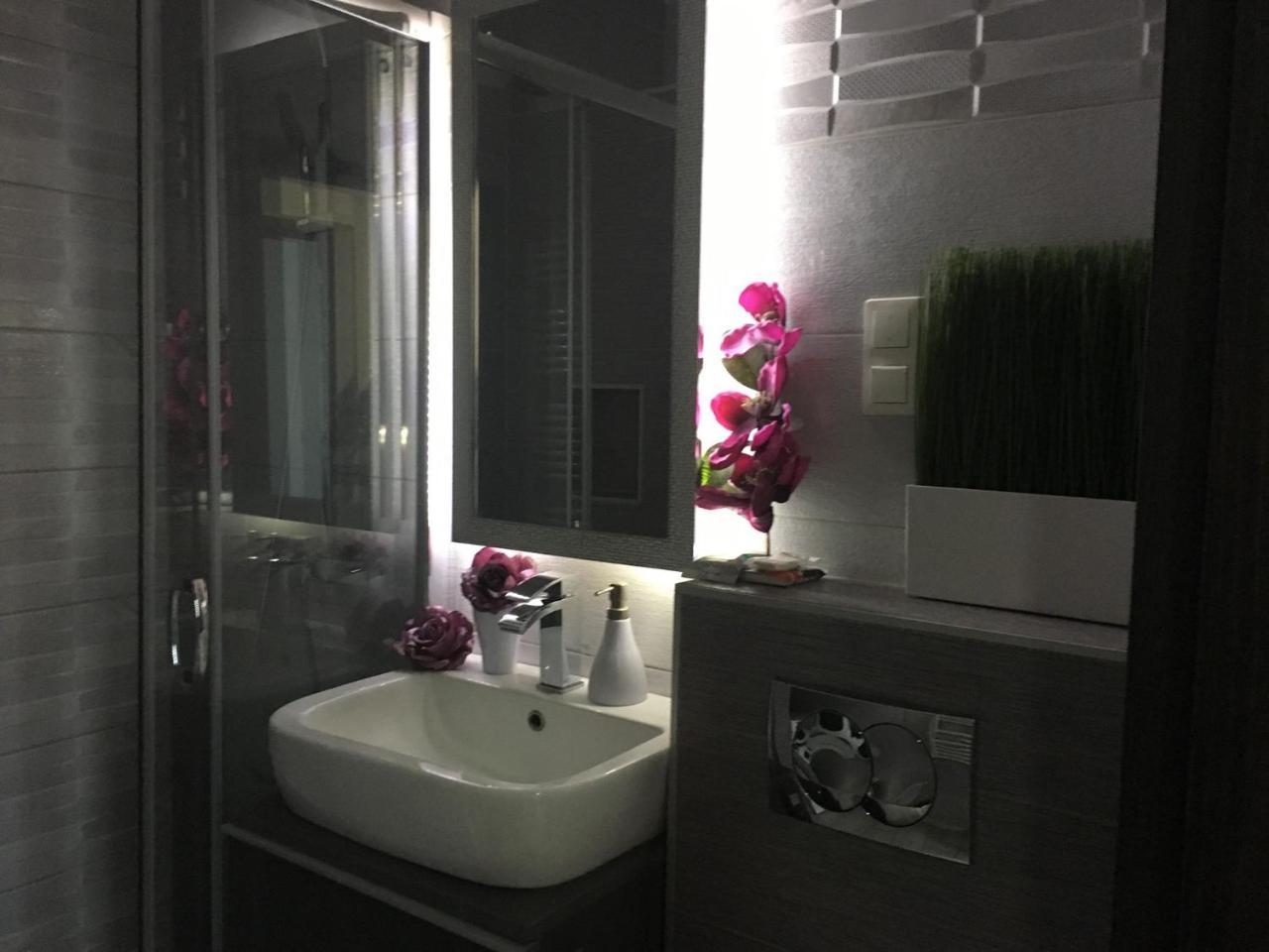 Gina Apartman Debrecen Exterior foto